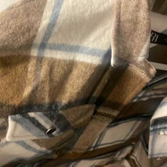 Plaid shirt jacket - Picture 2 of 3